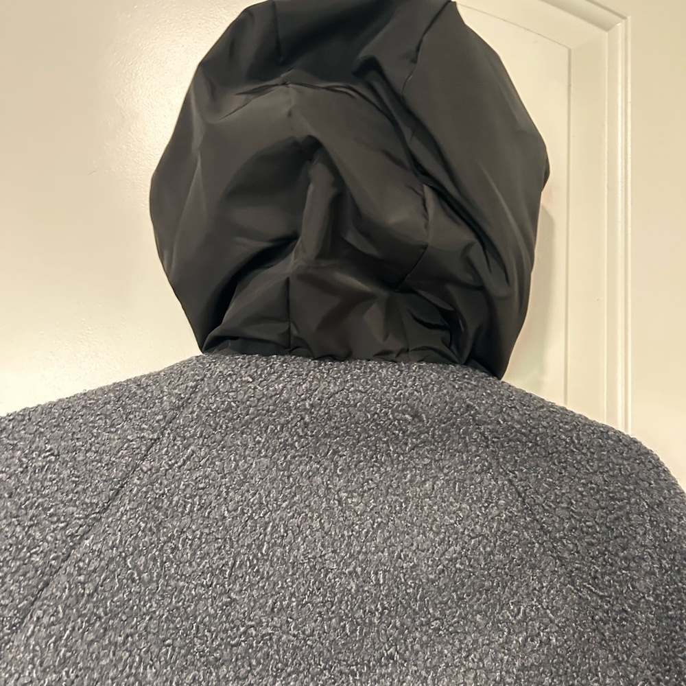Miu Miu Cropped Charcoal Black Teddy Fleece Dual Lined Jacket - Picture 13 of 16